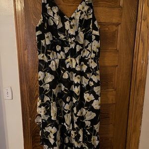 INC dress, in the colors black, yellow, white and blue. Never worn.